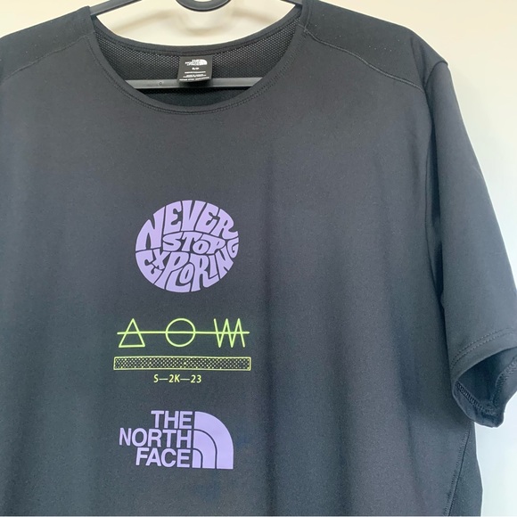 The North Face tee - Picture 6 of 9